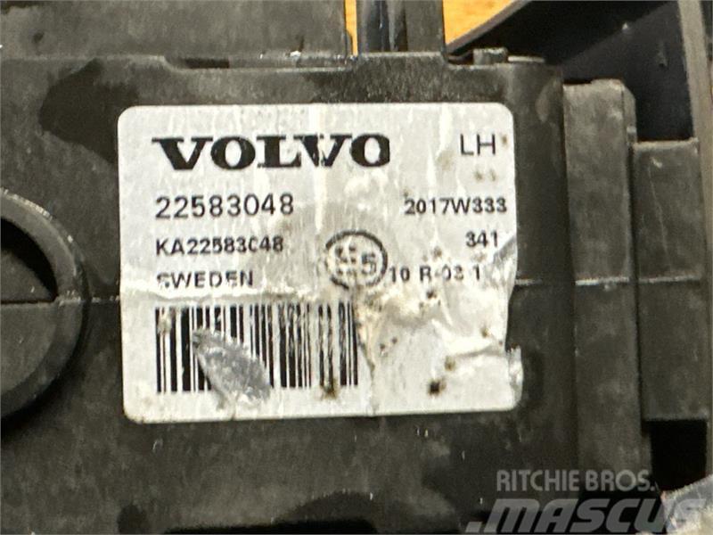 Volvo VOLVO GEARSHIFT / LEVER 22583048 Getriebe