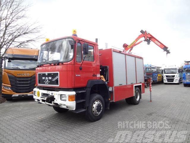 MAN F90 16.242 4X4 / Feuerwehr Kranwagen