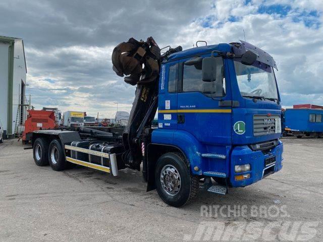MAN TGA 26.440 6X4 for containers with crane vin 945 Abrollkipper