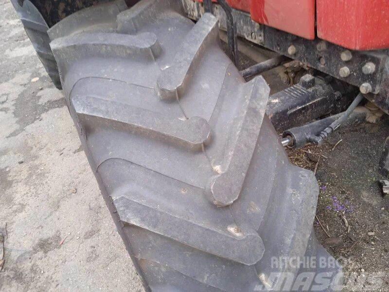 Belarus МТЗ 1523 Traktoren