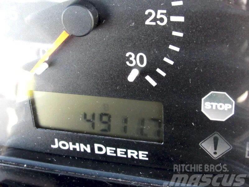 John Deere 6130 D Traktoren