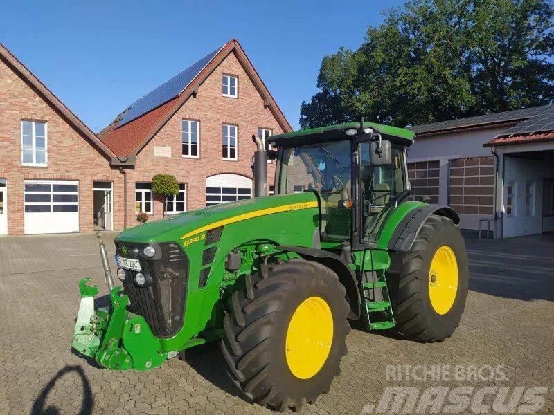 John Deere 8270 R Traktoren